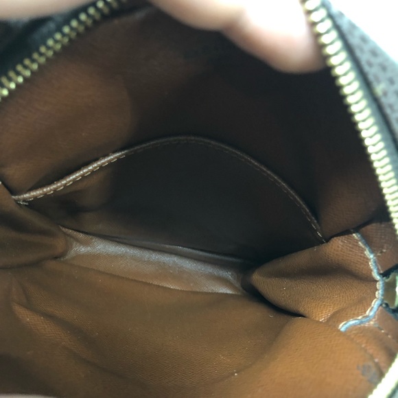 Louis Vuitton monogram Danube PM Ccrossbody bag - Picture 7 of 10